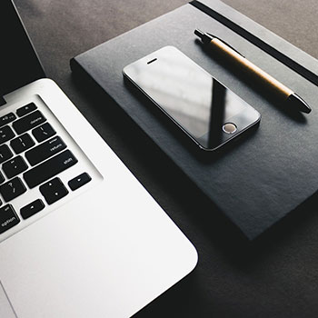 韩漫屋短复盘：先对齐转发语是不是再加工，再把轴线起点终点读全（读完再讲）